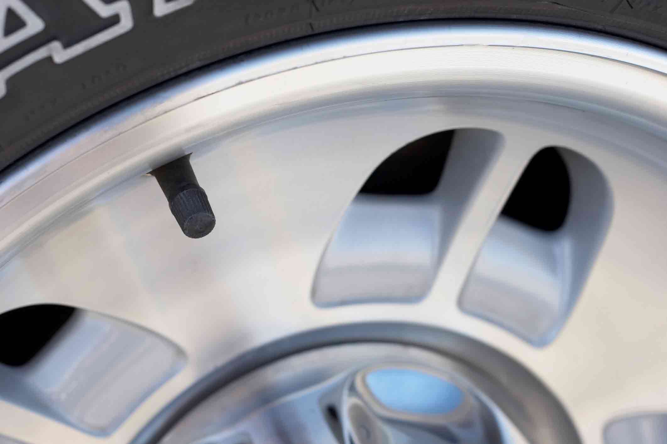 dreamstime_m_423122 Car tire, wheel, and valve stem